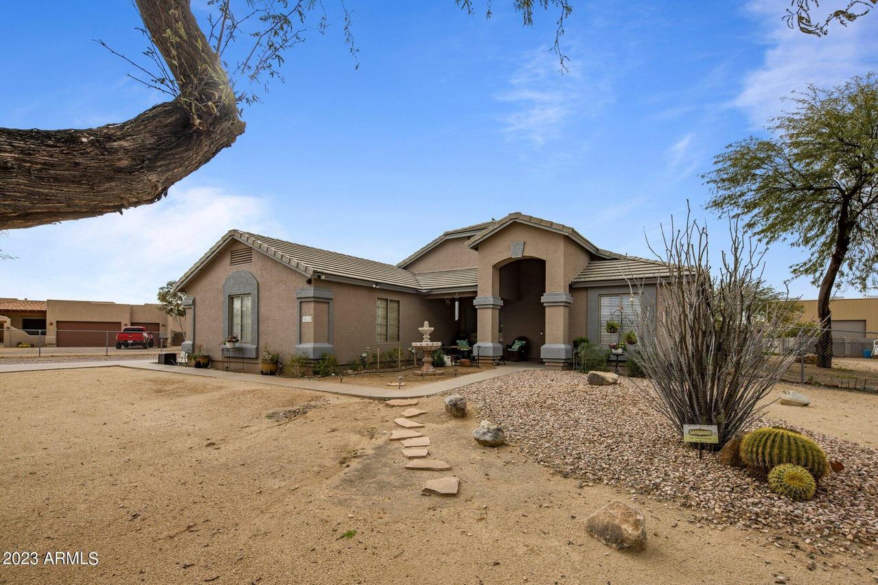 35113 N 10th St., Phoenix, AZ 85086