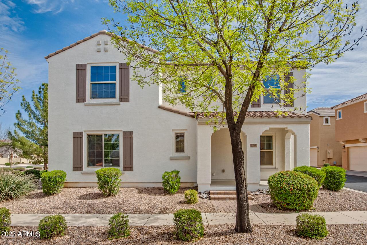 2217 S Buckaroo Tr., Gilbert, AZ 85295