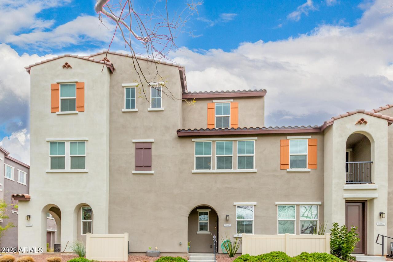 2263 E Hidalgo Ave., Phoenix, AZ 85040