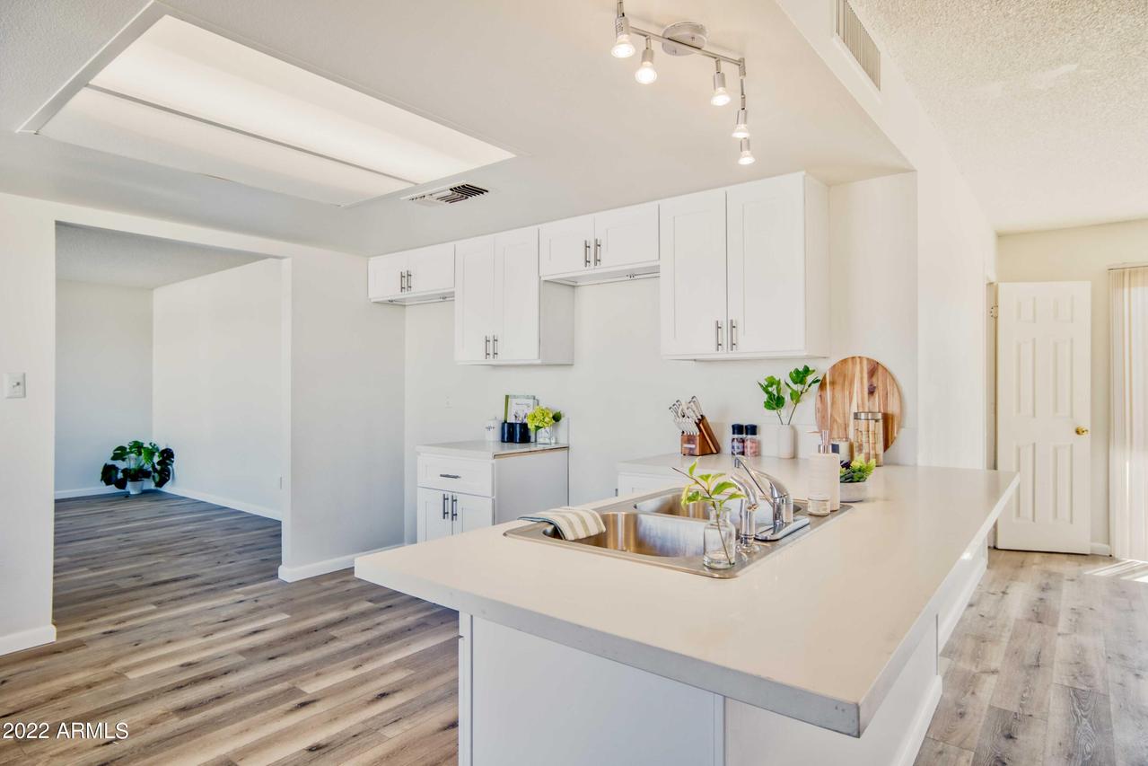 8447 W Roma Ave., Phoenix, AZ 85037