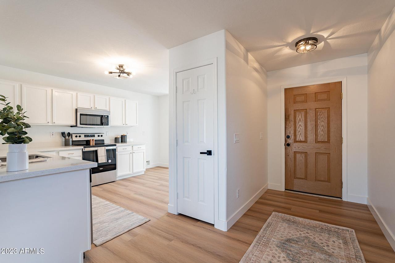 2312 E Meadow Point Way, San Tan Valley, AZ 85140