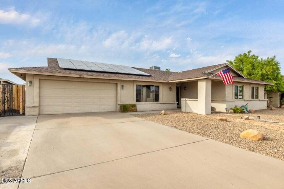 1810 S Heritage, Mesa, AZ 85210