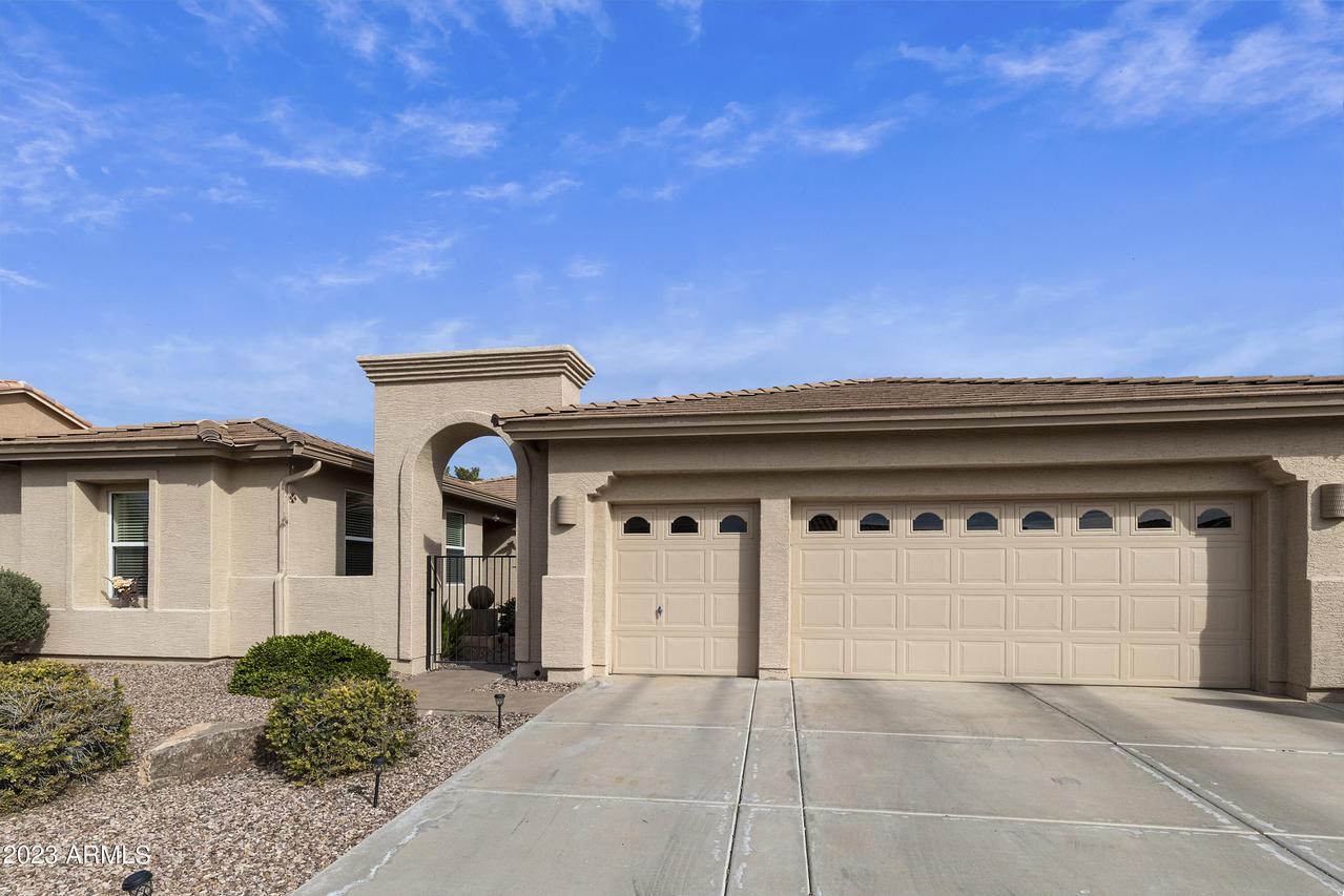 24032 S Lakeway Cir., Sun Lakes, AZ 85248