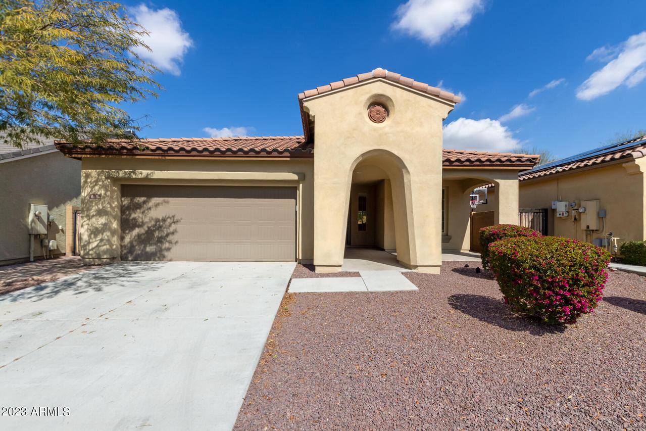 7670 W Molly Dr., Peoria, AZ 85383