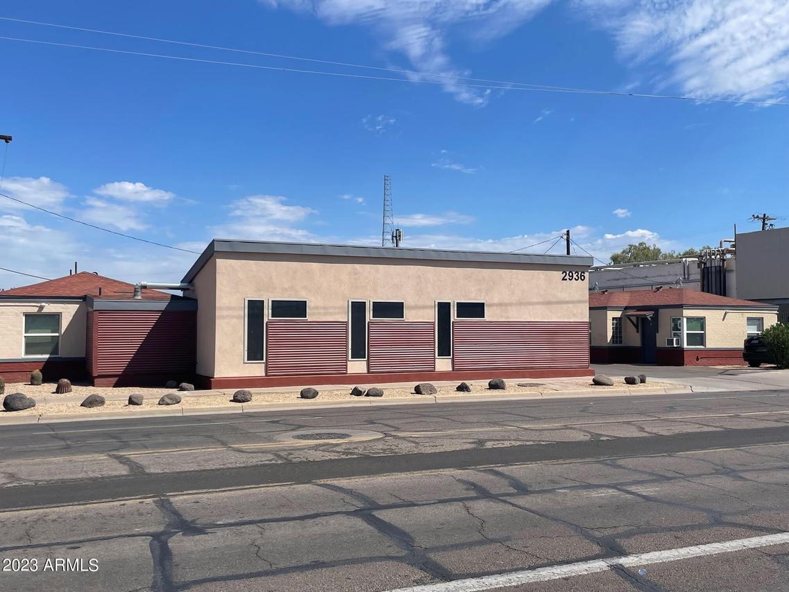 2936 E Van Buren St., Phoenix, AZ 85008