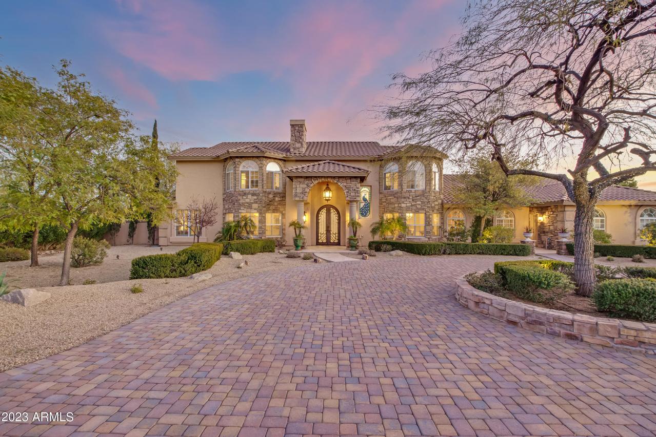 12645 E Cochise Dr., Scottsdale, AZ 85259