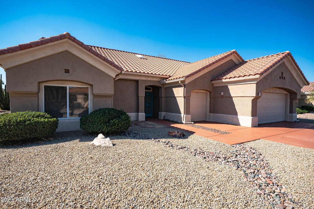15811 W Falcon Ridge Dr., Sun City West, AZ 85375