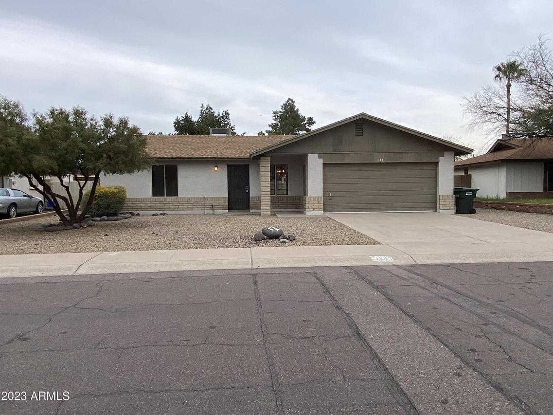 124 W Bluefield Ave., Phoenix, AZ 85023