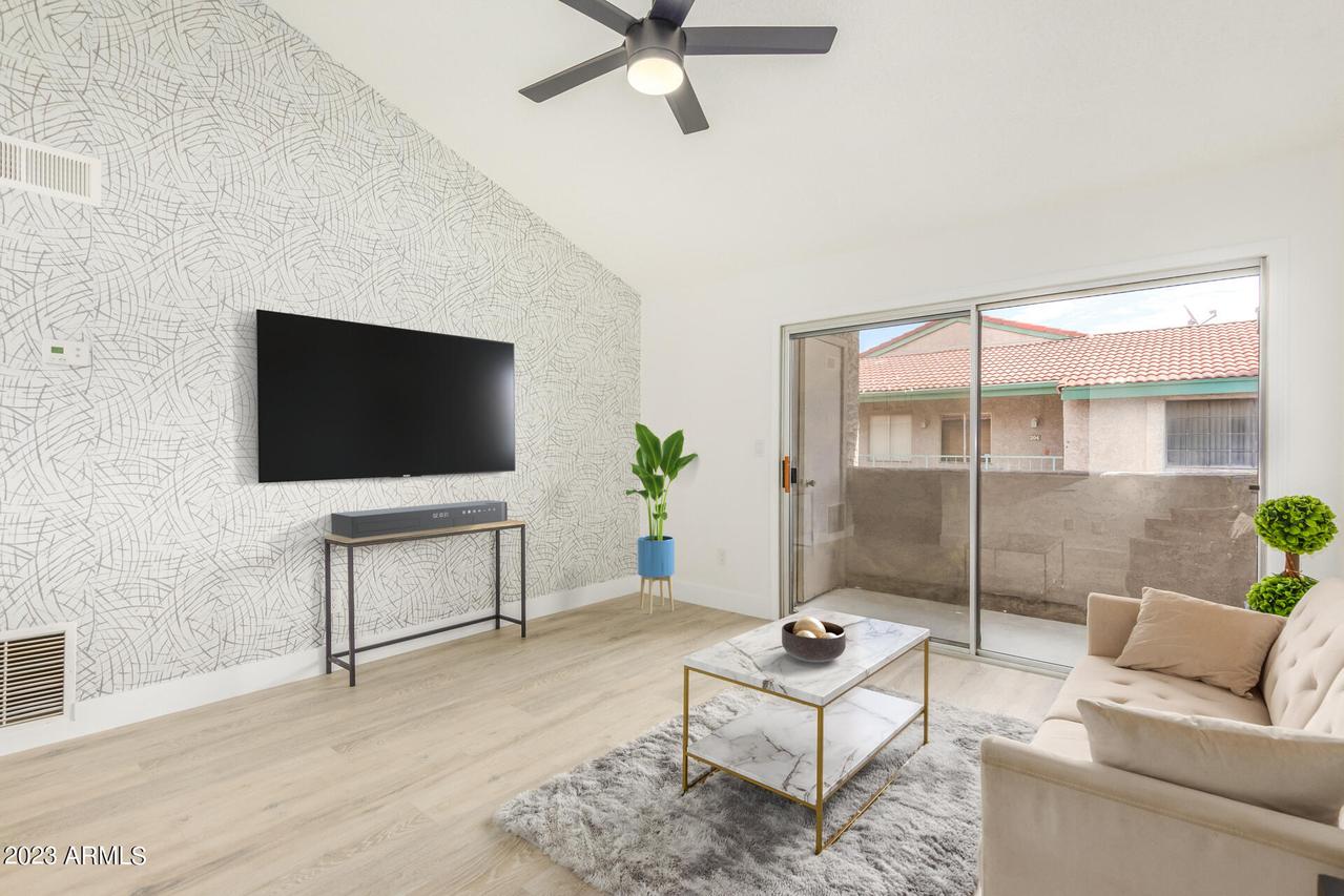 623 W Guadalupe Rd. #209, Mesa, AZ 85210