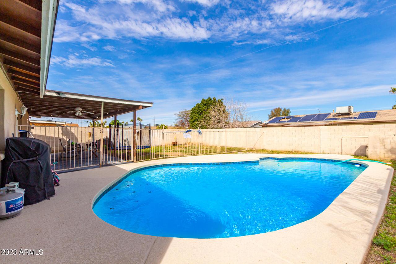 2342 W Danbury Rd., Phoenix, AZ 85023