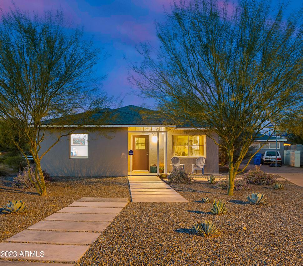 3031 N 17th Dr., Phoenix, AZ 85015