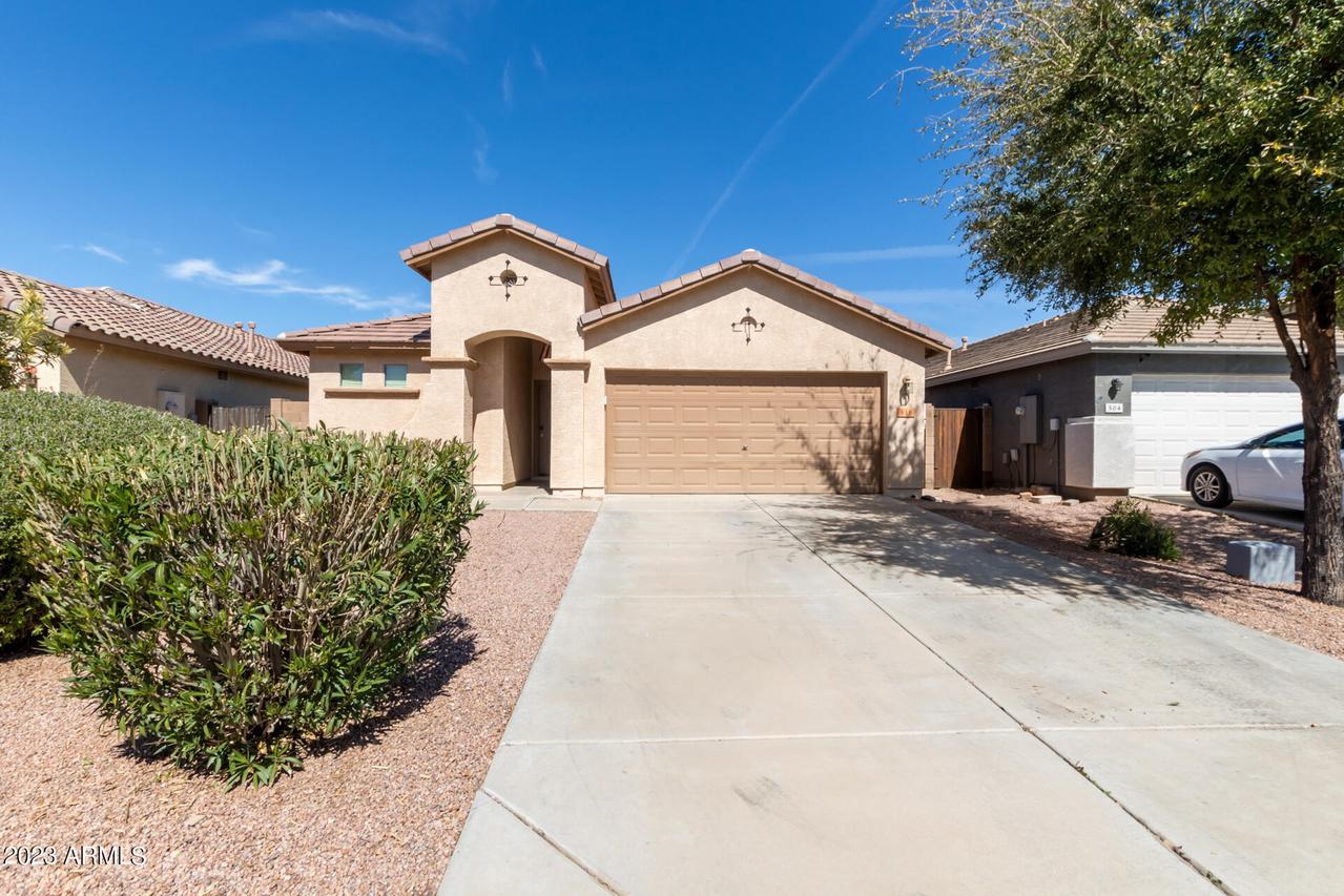 516 W Dexter Way, San Tan Valley, AZ 85143
