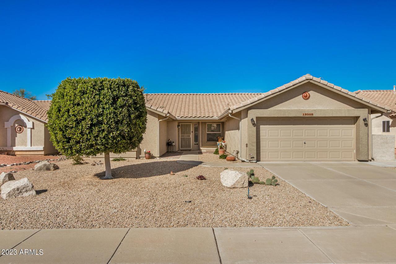 19508 N 90th Ln., Peoria, AZ 85382