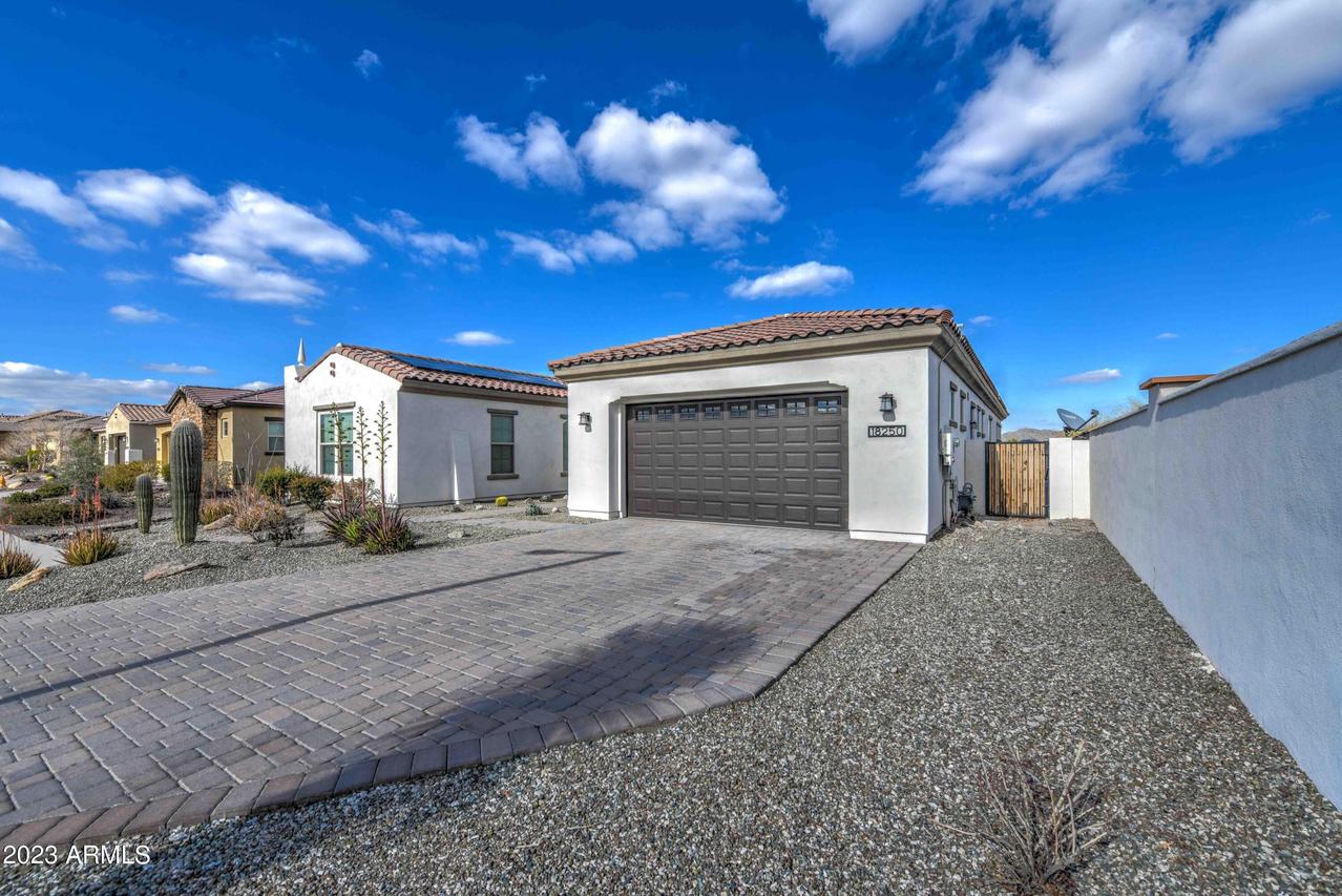 18250 W Indigo Brush Rd., Goodyear, AZ 85338