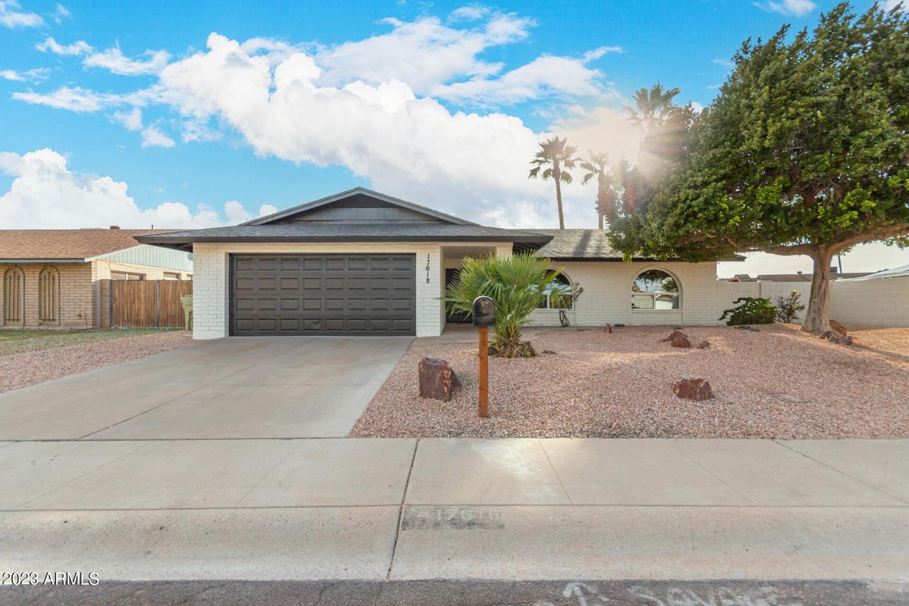 17618 N 55th Dr., Glendale, AZ 85308