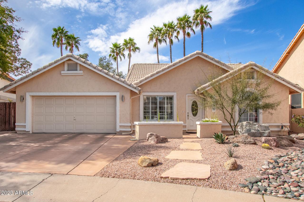 2250 S Cottonwood, Mesa, AZ 85202