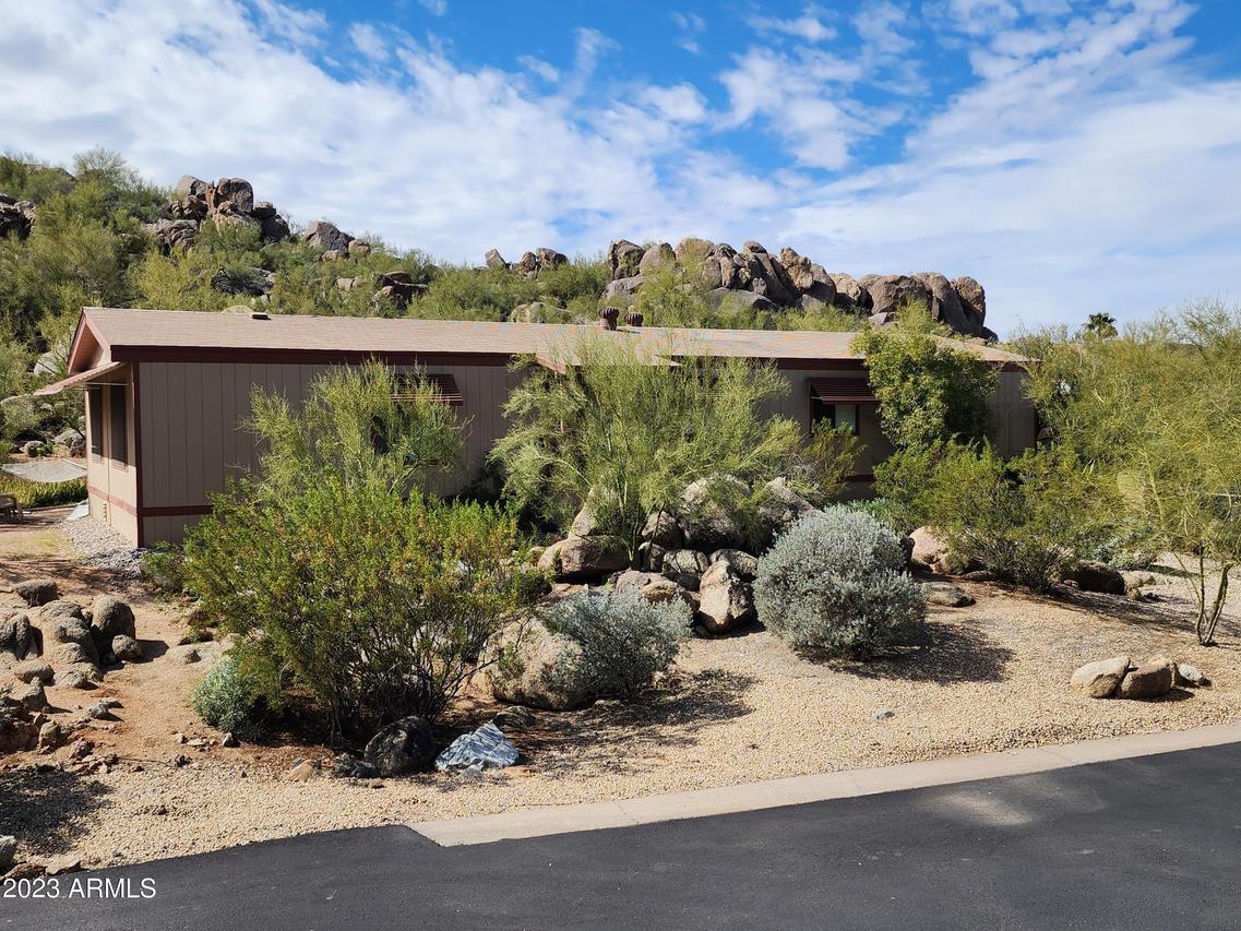 2233 E Behrend Dr. #50, Phoenix, AZ 85024