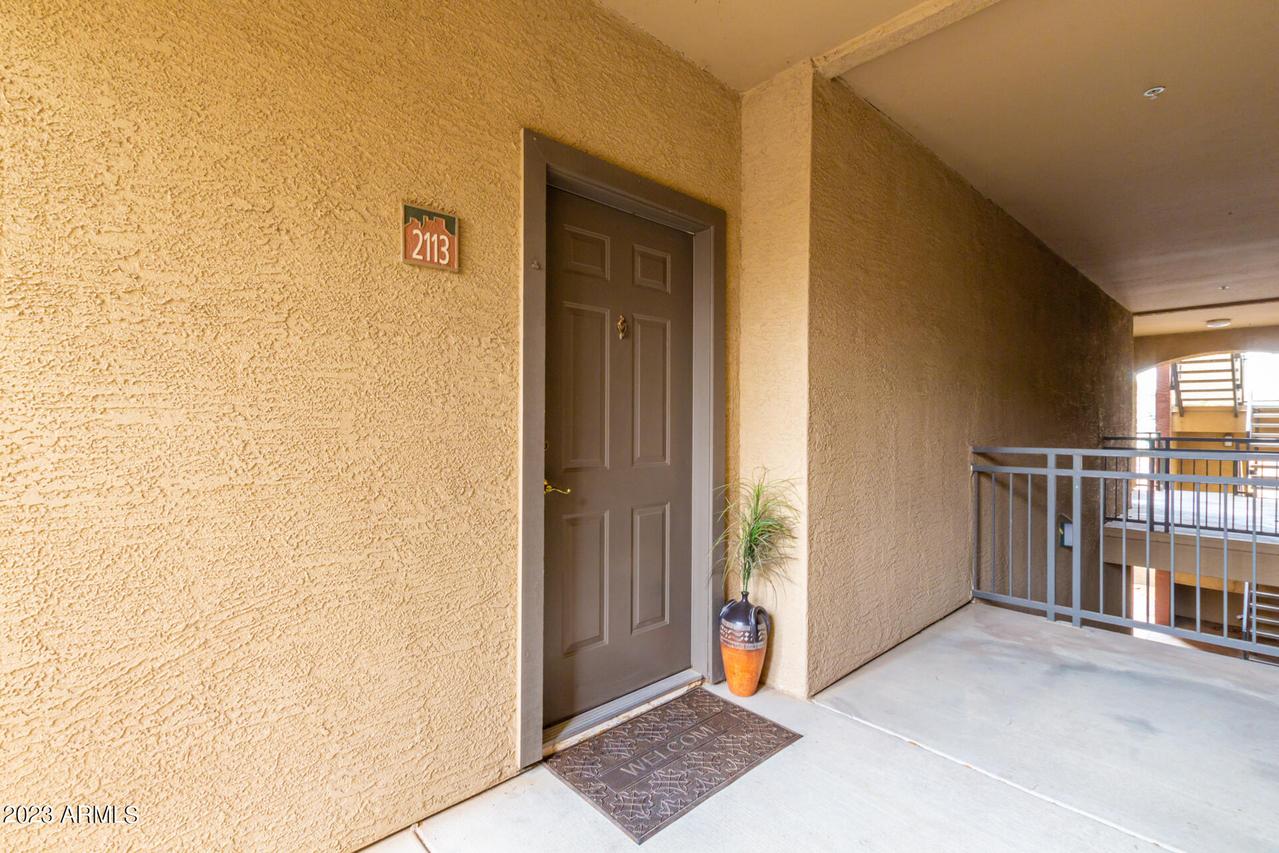 5401 E Van Buren St. #2113, Phoenix, AZ 85008
