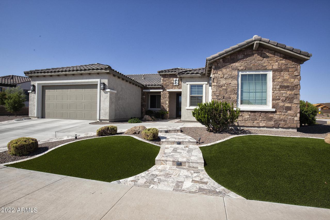 18868 N 261st Ln., Buckeye, AZ 85396