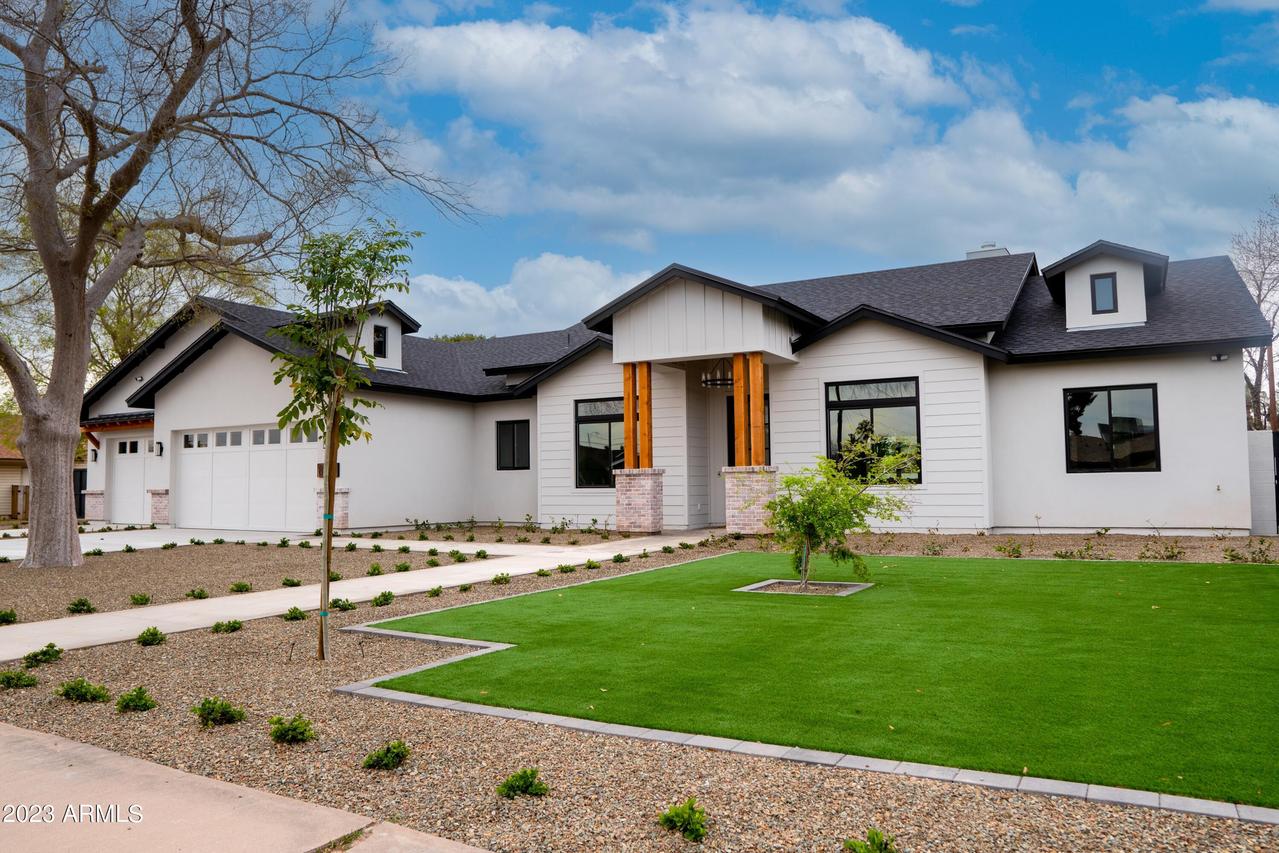 8517 E Highland Ave., Scottsdale, AZ 85251