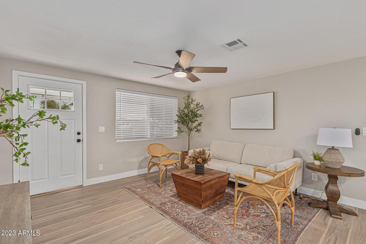 302 E 10th Ave., Mesa, AZ 85210