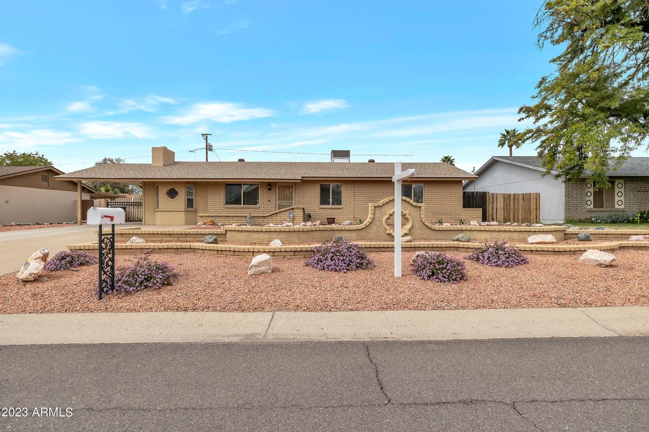 16424 N 38th St., Phoenix, AZ 85032