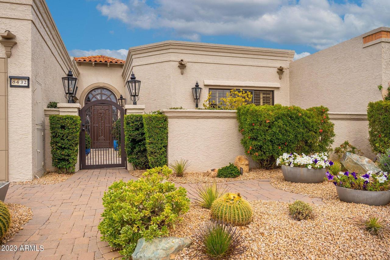 8432 E Del Camino Dr., Scottsdale, AZ 85258