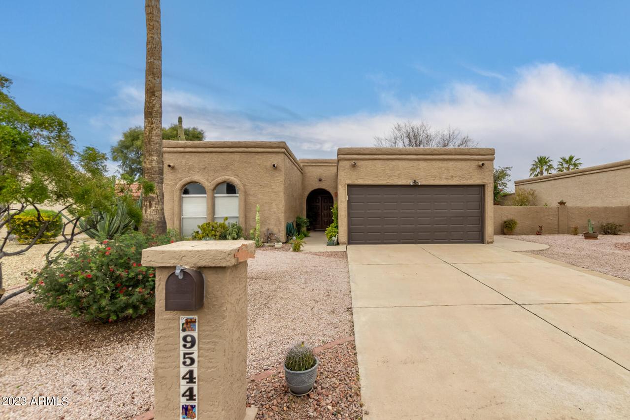 9544 E Palomino Pl., Sun Lakes, AZ 85248
