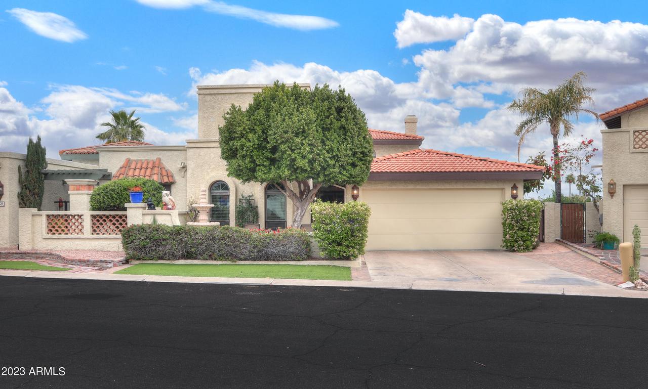 4702 E Valley View Dr., Phoenix, AZ 85044