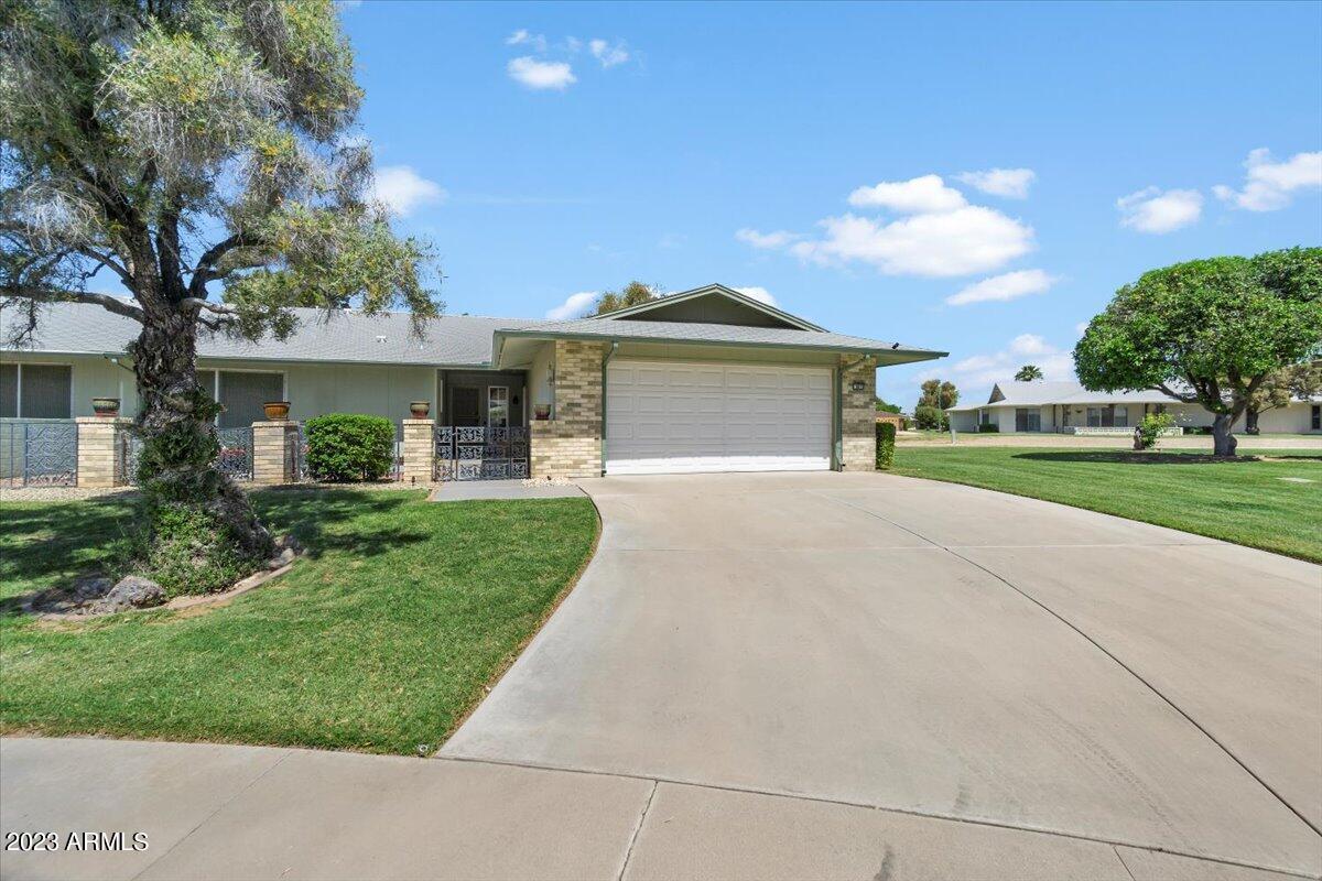 9870 W Country Club Ct., Sun City, AZ 85373