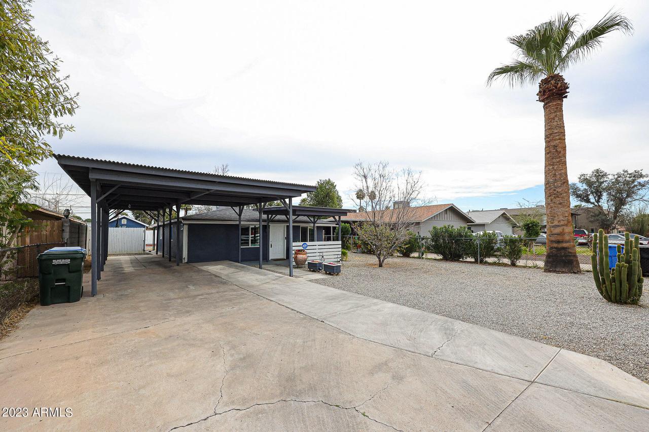 2335 N 28th St., Phoenix, AZ 85008