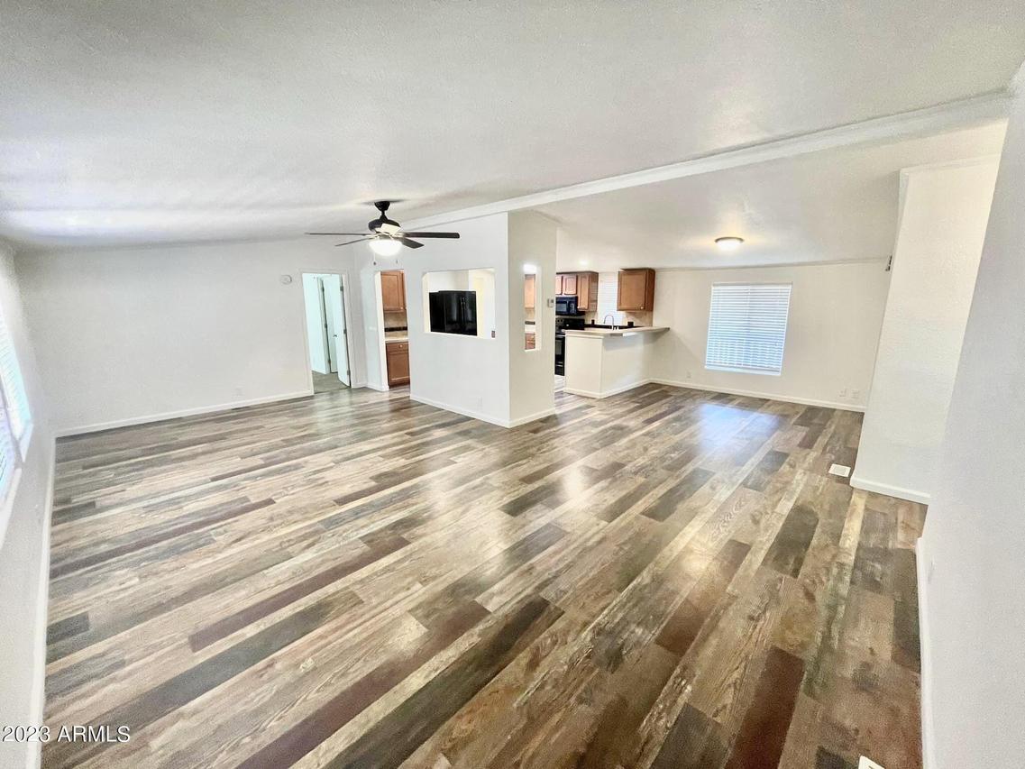 102 S 101st St., Mesa, AZ 85208