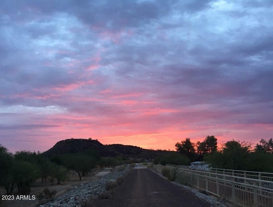 19435 N 39th Ave., Glendale, AZ 85308