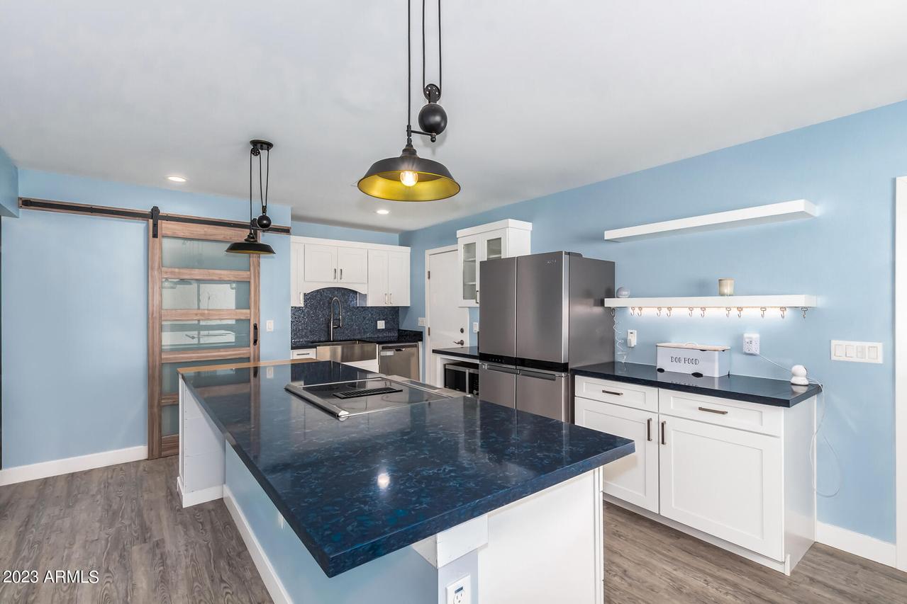 4320 W Garden Dr., Glendale, AZ 85304