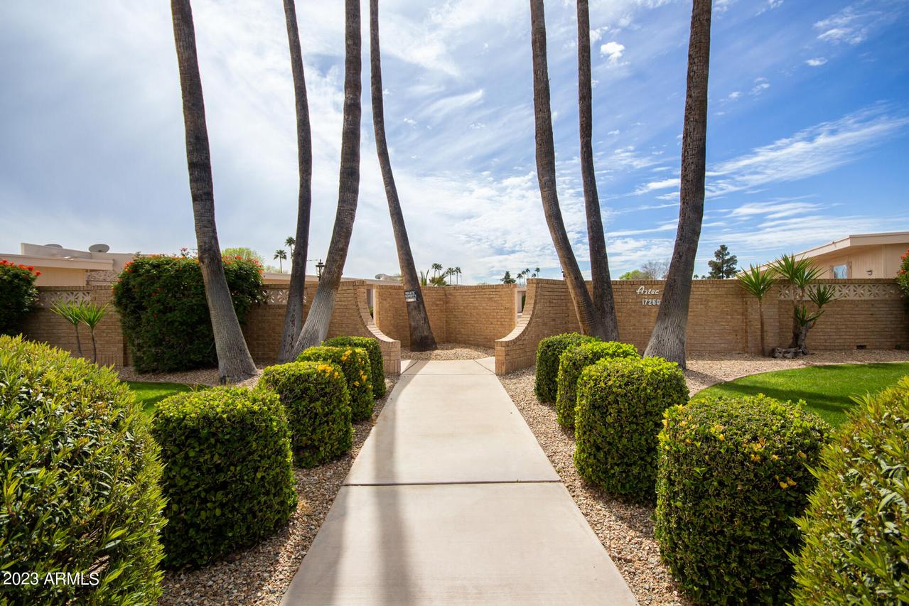 17270 N 105th Ave., Sun City, AZ 85373