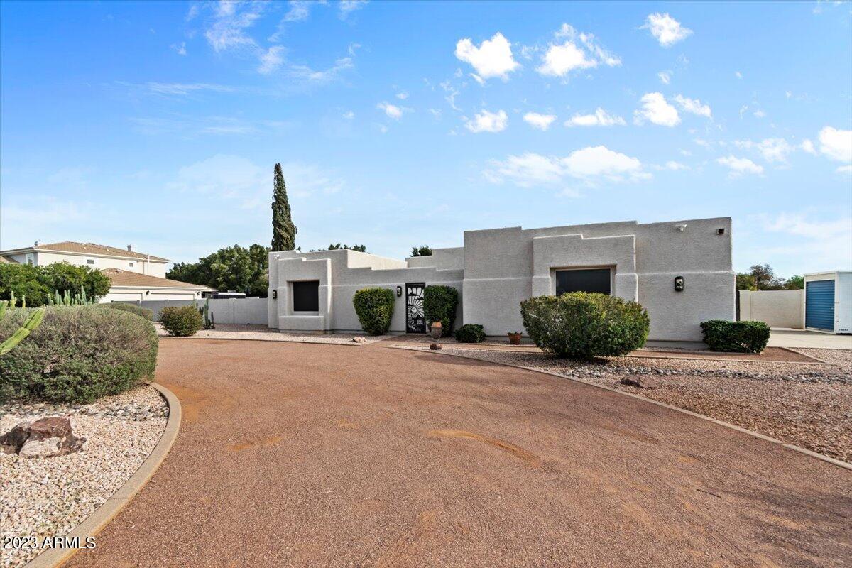 6361 W Deer Valley Rd., Glendale, AZ 85308