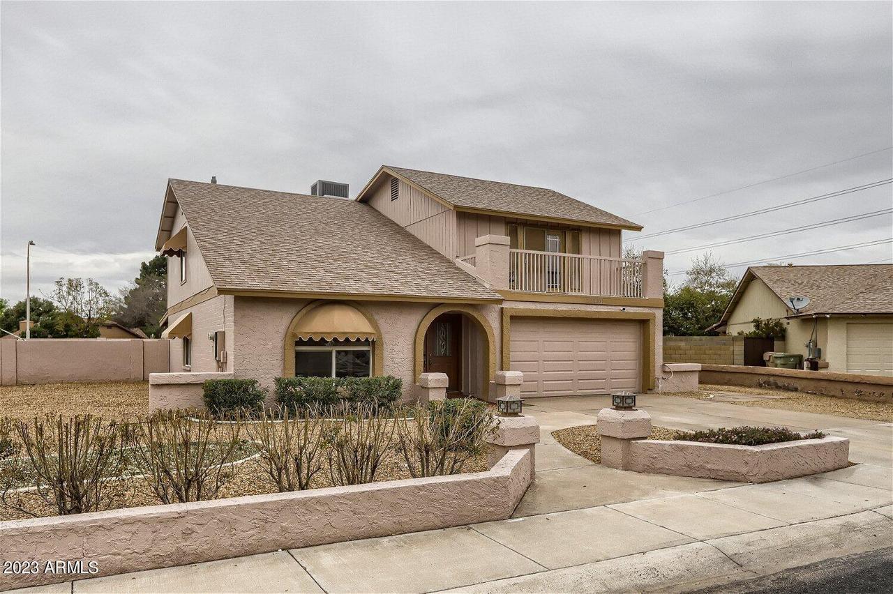12024 N 62nd Dr., Glendale, AZ 85304