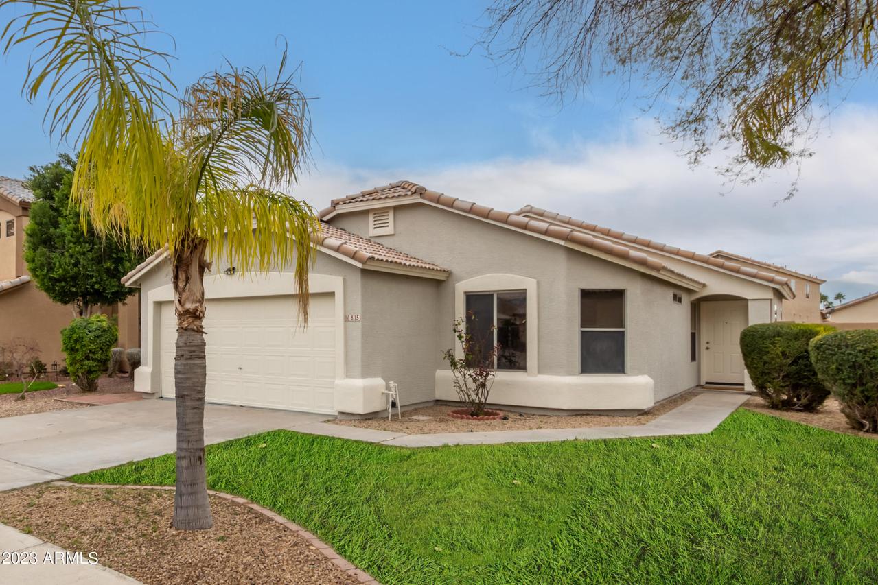 8115 W Hammond Ln., Phoenix, AZ 85043