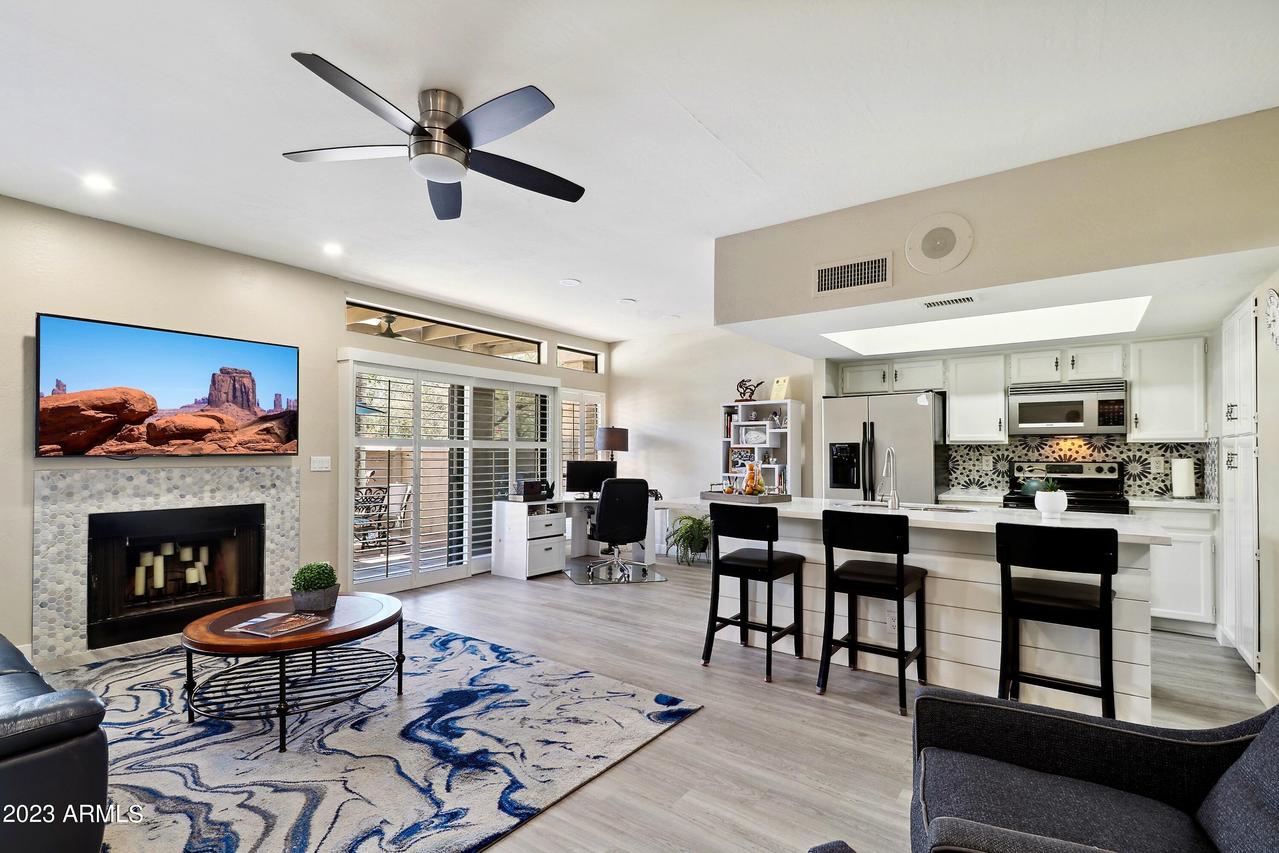 9705 E Mountain View Rd. #1011, Scottsdale, AZ 85258