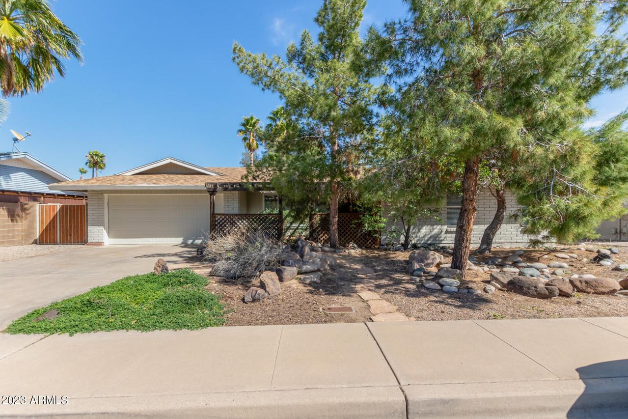 1429 N Allen St., Mesa, AZ 85203