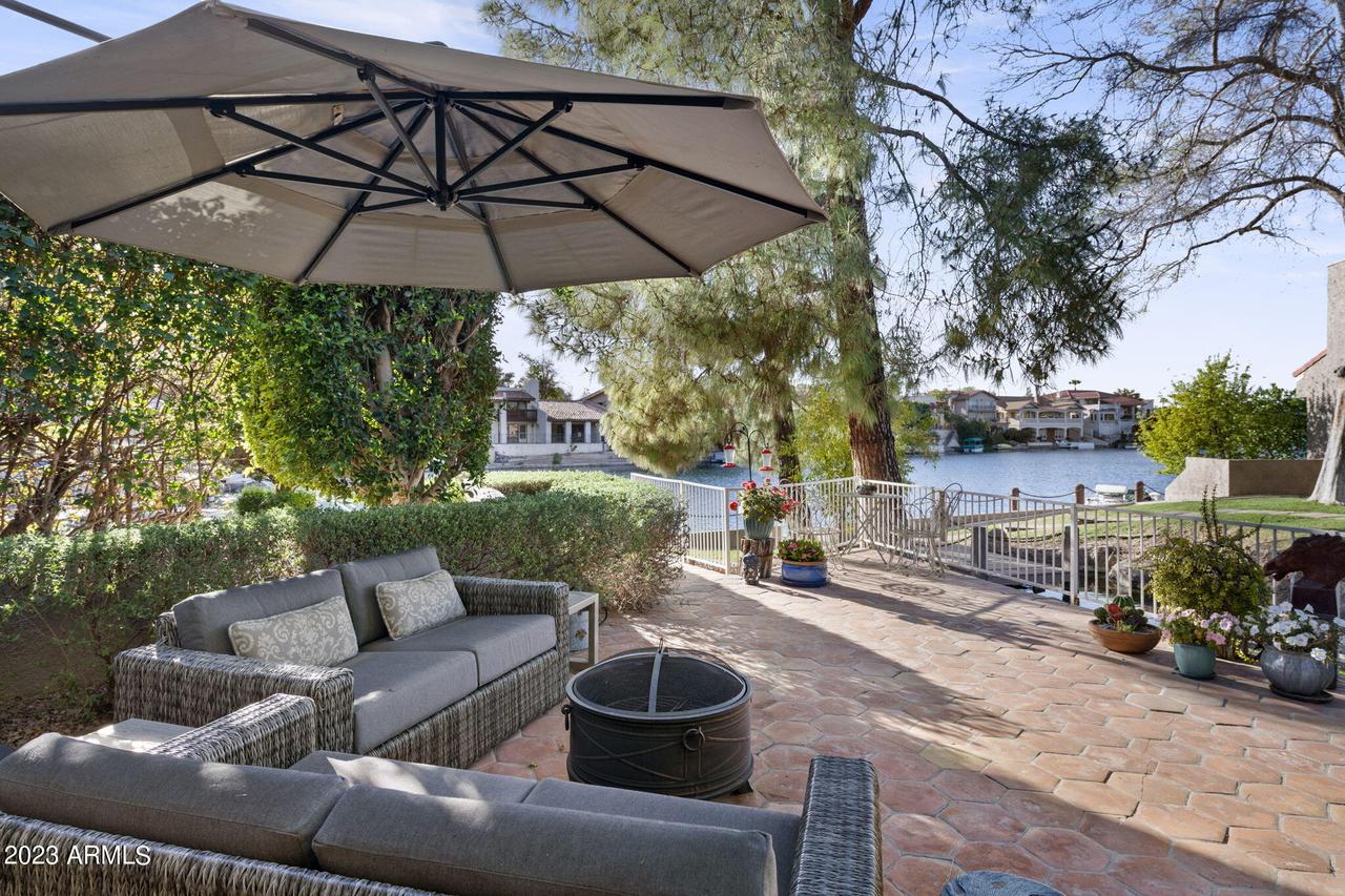 1122 E Leeward Ln., Tempe, AZ 85283