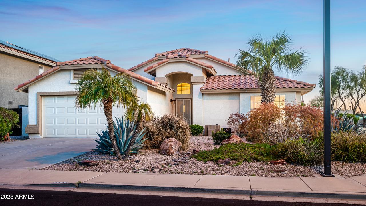 6903 E Lobo Ave., Mesa, AZ 85208