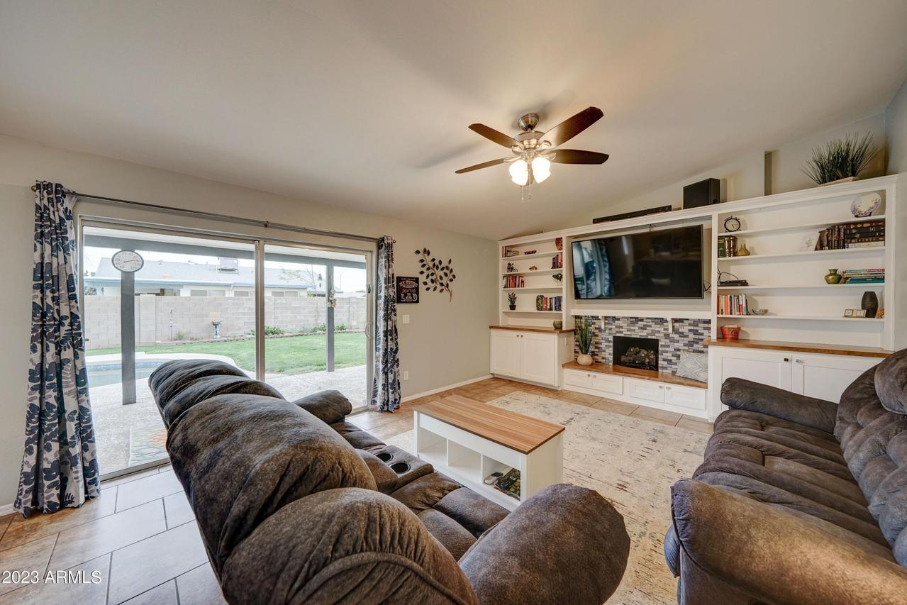 3003 W Anderson Dr., Phoenix, AZ 85053