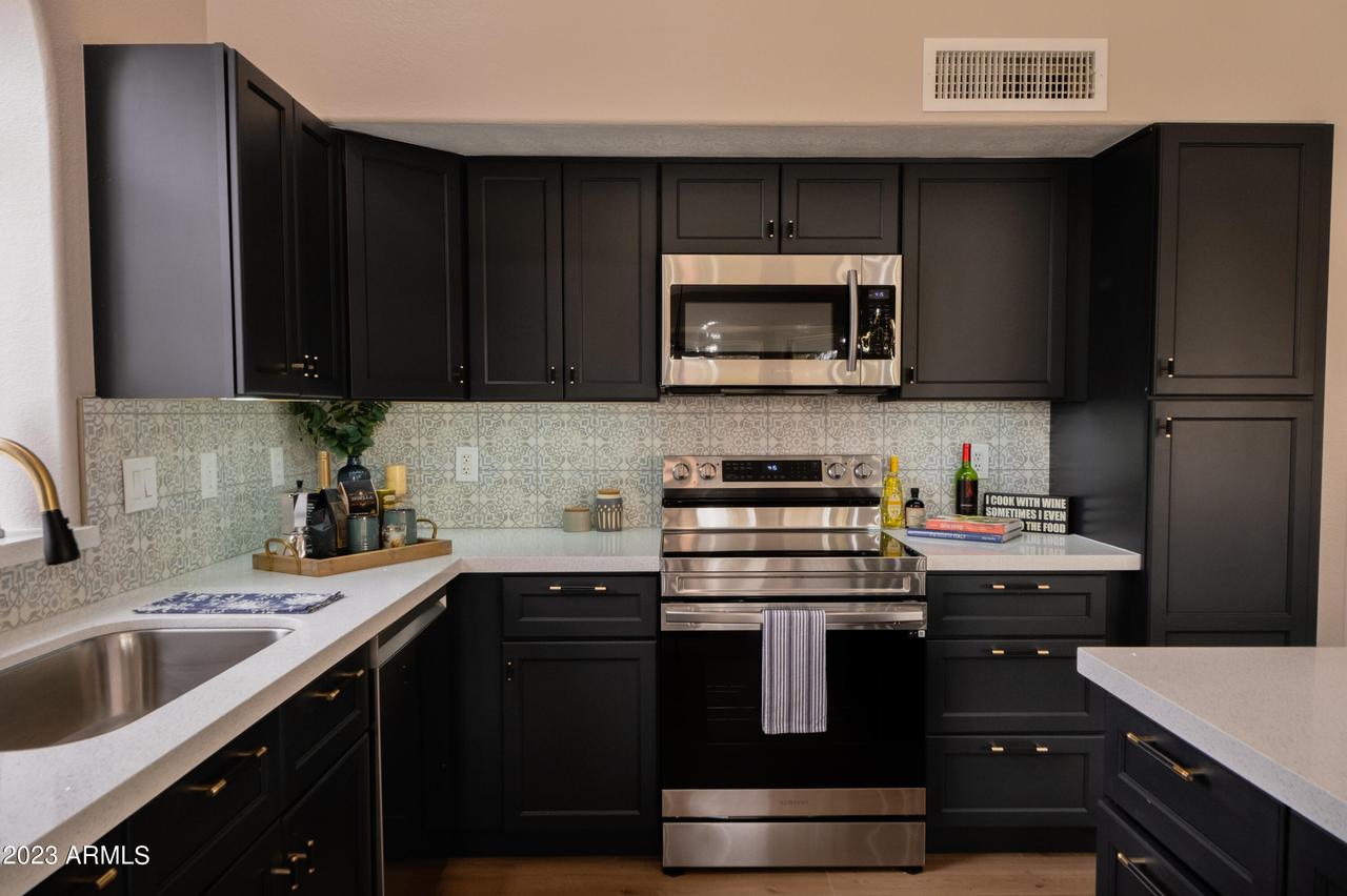 1672 W Butler Dr., Chandler, AZ 85224