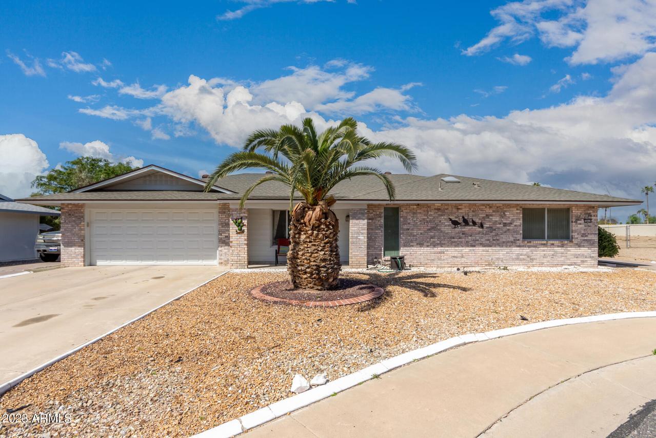 18418 N 96th Ave., Sun City, AZ 85373
