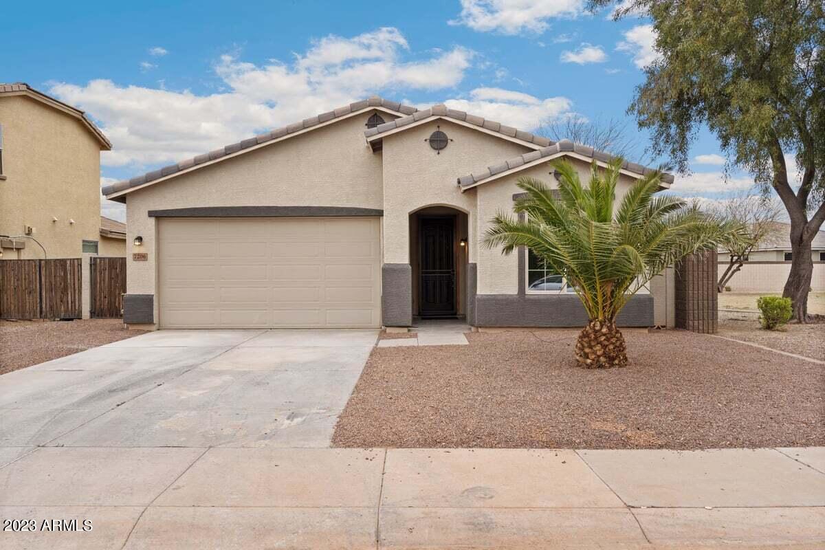 7206 W Wood St., Phoenix, AZ 85043
