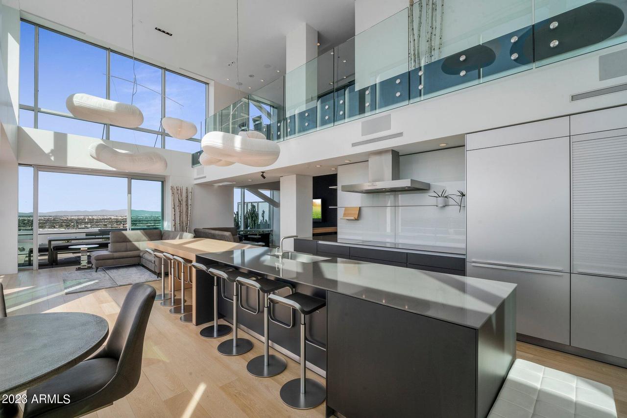 1 E Lexington Ave. #1606, Phoenix, AZ 85012