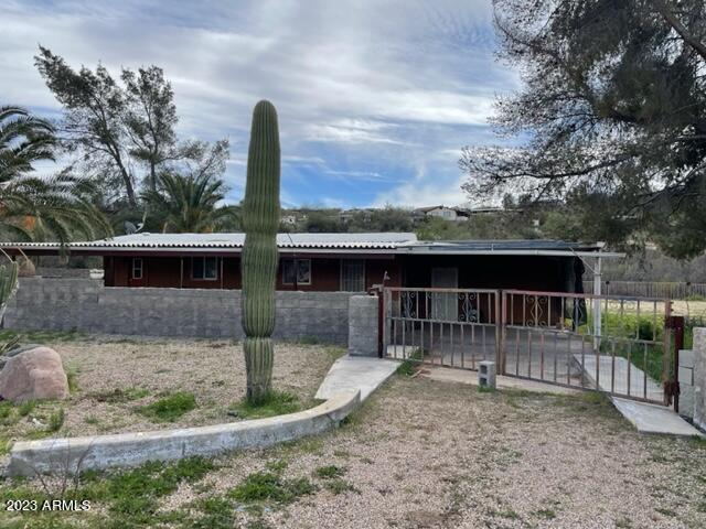 18995 E Black St., Black Canyon City, AZ 85324