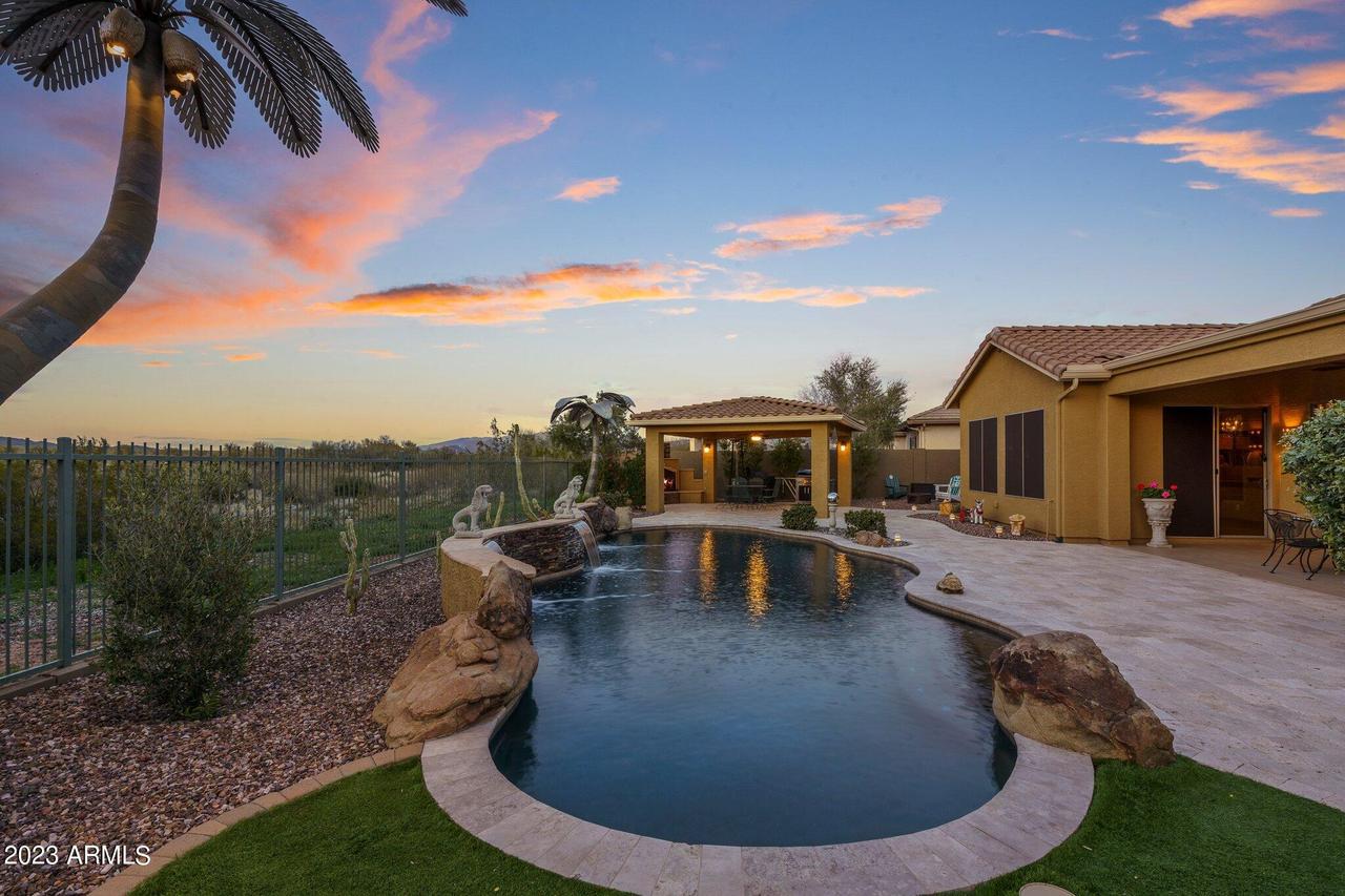 4834 W Yoosooni Dr., New River, AZ 85087