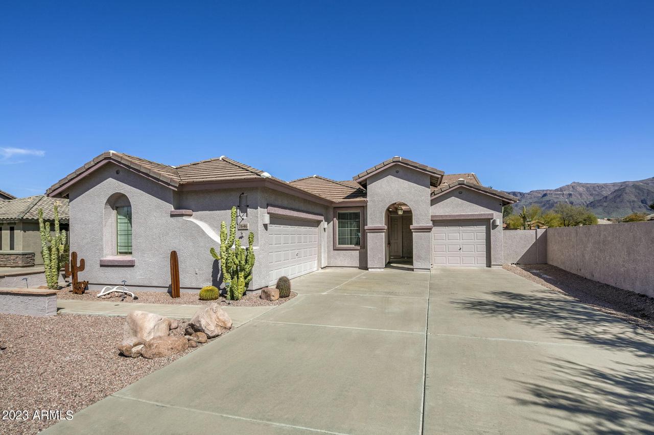 7646 E Elderberry Way, Gold Canyon, AZ 85218